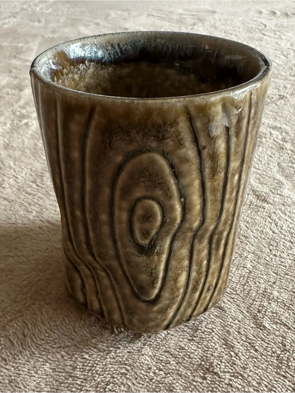 Studio Pottery Ceramic Cup Wood Grain Brown Green Glaze Cabin Mountains